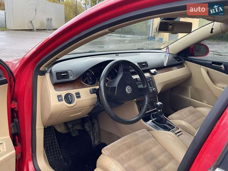 Седан Volkswagen Passat 2005 в Турке фото 17 Седан Volkswagen Passat 2005 в Турке
