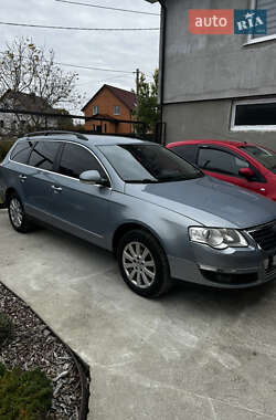 Универсал Volkswagen Passat 2008 в Сумах