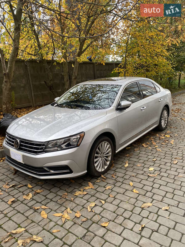 Седан Volkswagen Passat 2015 в Ивано-Франковске фото Седан Volkswagen Passat 2015 в Ивано-Франковске