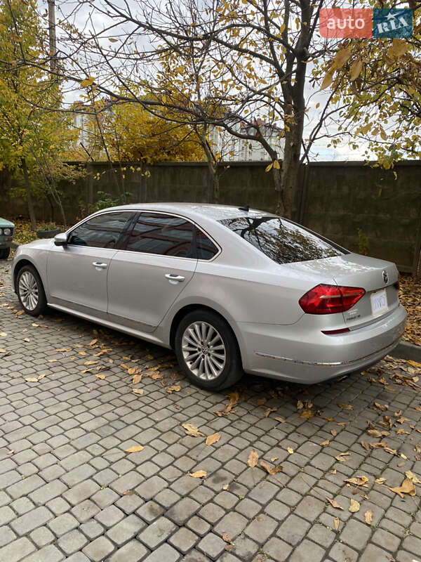 Седан Volkswagen Passat 2015 в Ивано-Франковске фото 4 Седан Volkswagen Passat 2015 в Ивано-Франковске