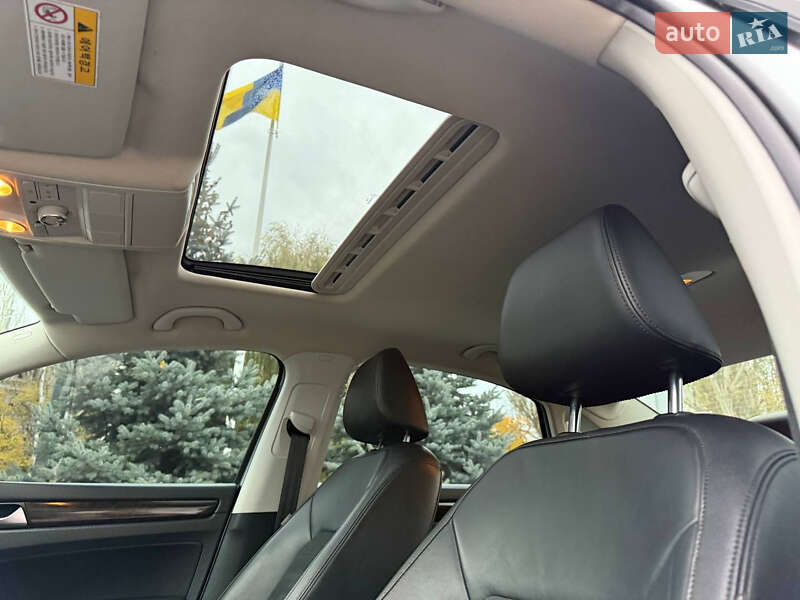 Седан Volkswagen Passat 2014 в Одесі фото 26 Седан Volkswagen Passat 2014 в Одесі