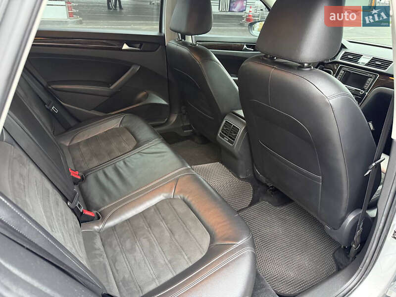 Седан Volkswagen Passat 2014 в Одесі фото 46 Седан Volkswagen Passat 2014 в Одесі