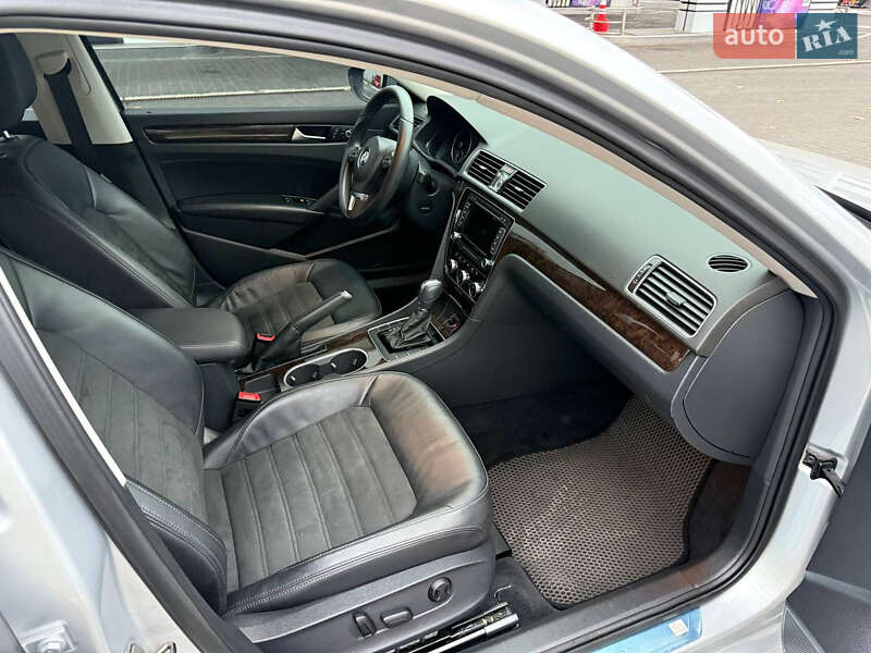 Седан Volkswagen Passat 2014 в Одесі фото 49 Седан Volkswagen Passat 2014 в Одесі