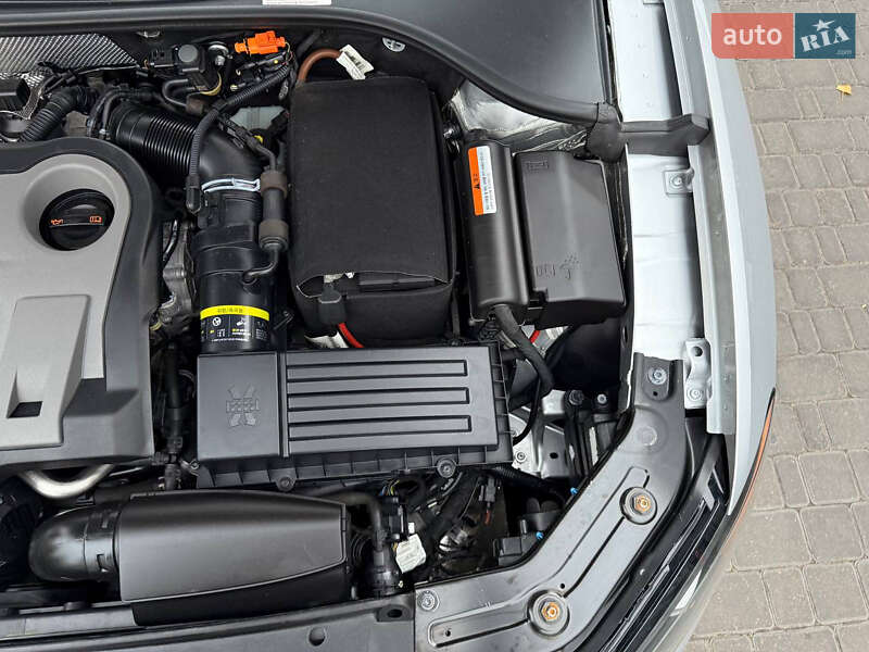 Седан Volkswagen Passat 2014 в Одесі фото 56 Седан Volkswagen Passat 2014 в Одесі