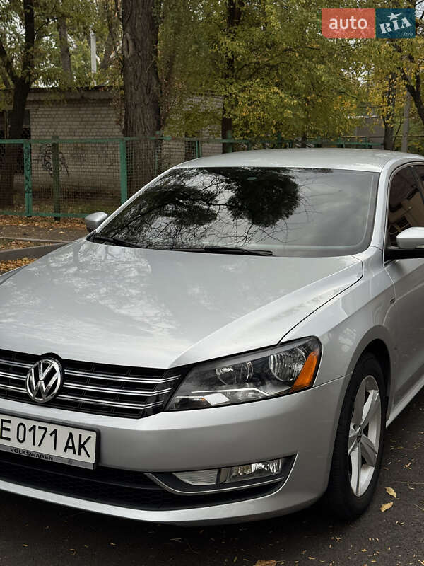 Седан Volkswagen Passat 2015 в Дніпрі