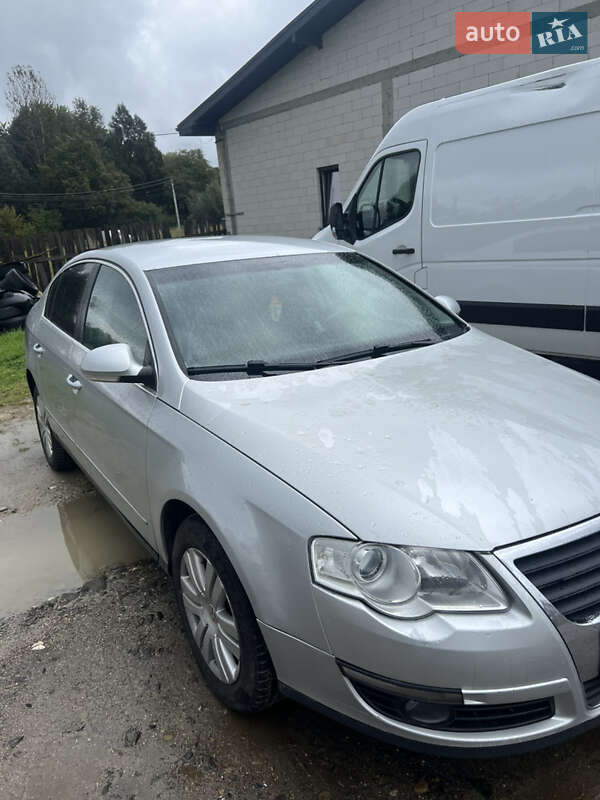 Седан Volkswagen Passat 2006 в Трускавце