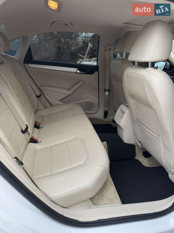 Седан Volkswagen Passat 2011 в Лубнах фото 43 Седан Volkswagen Passat 2011 в Лубнах