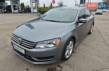 Седан Volkswagen Passat 2014 в Сумах