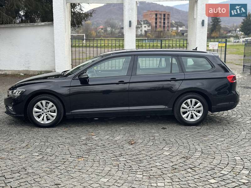 Универсал Volkswagen Passat 2021 в Сваляве