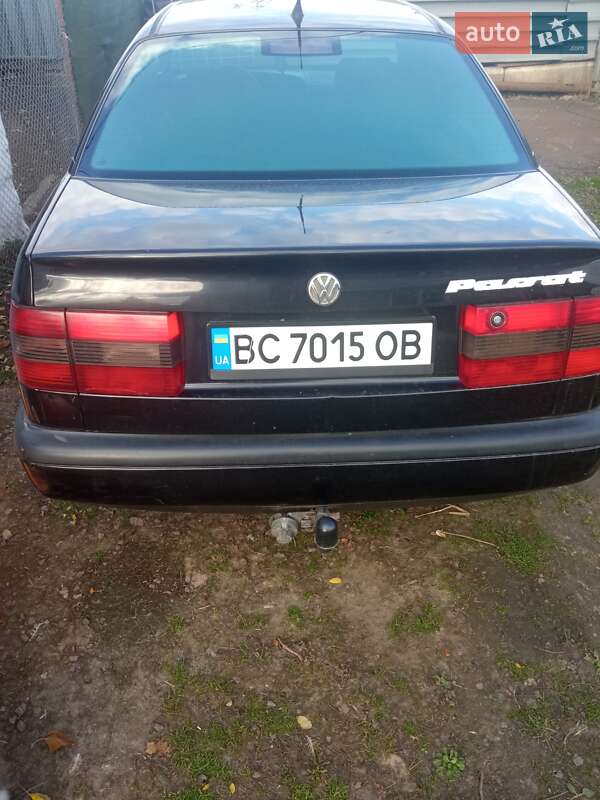 Седан Volkswagen Passat 1996 в Львове