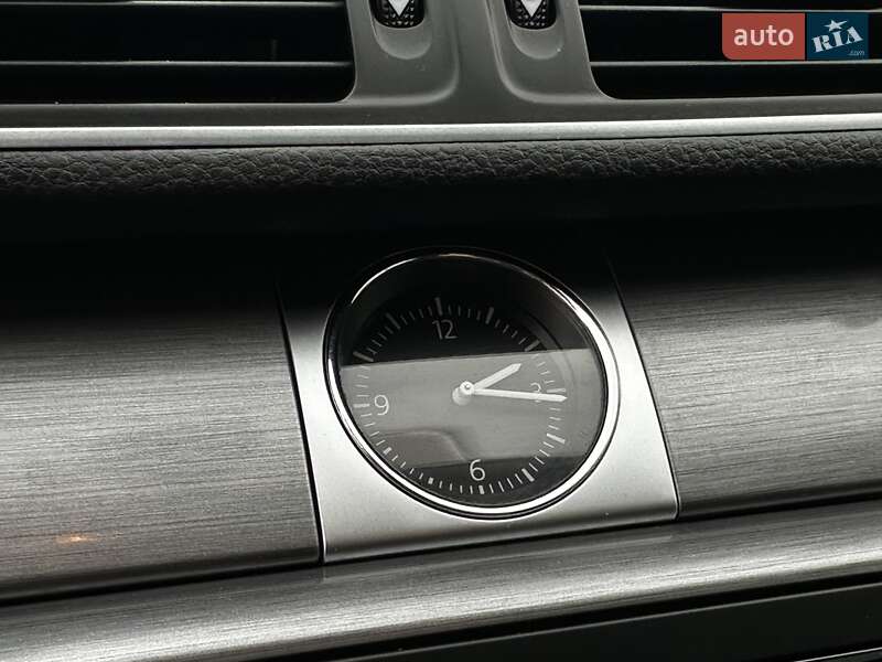 Седан Volkswagen Passat 2014 в Львове