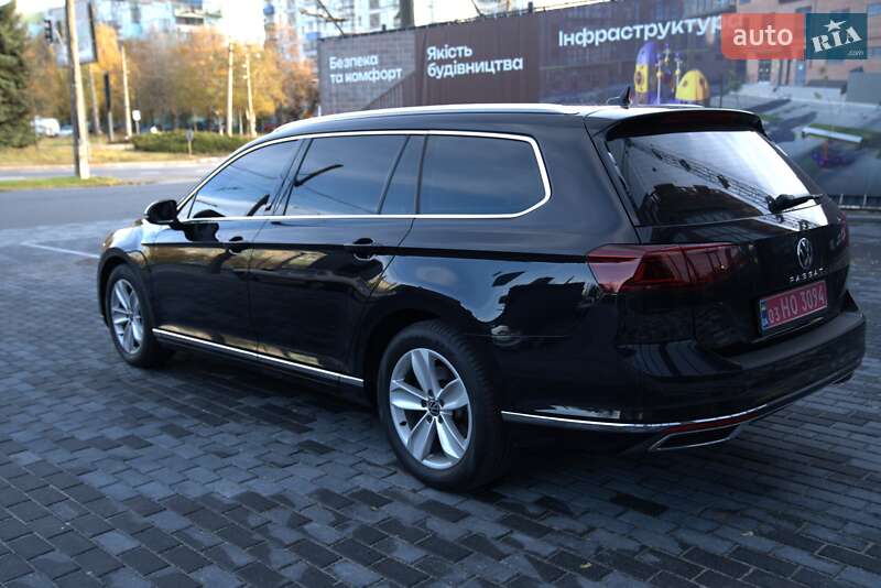 Універсал Volkswagen Passat 2020 в Полтаві