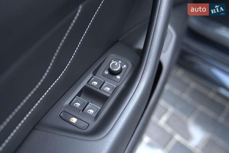 Універсал Volkswagen Passat 2020 в Полтаві