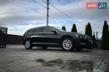Универсал Volkswagen Passat 2015 в Львове