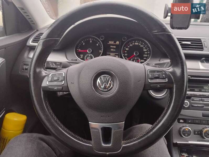 Универсал Volkswagen Passat 2013 в Шепетовке