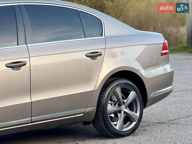 Седан Volkswagen Passat 2011 в Межгорье фото 11 Седан Volkswagen Passat 2011 в Межгорье