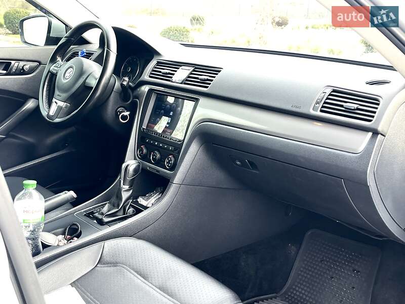 Седан Volkswagen Passat 2014 в Черновцах фото 13 Седан Volkswagen Passat 2014 в Черновцах