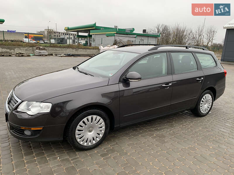 Универсал Volkswagen Passat 2009 в Житомире фото 12 Универсал Volkswagen Passat 2009 в Житомире