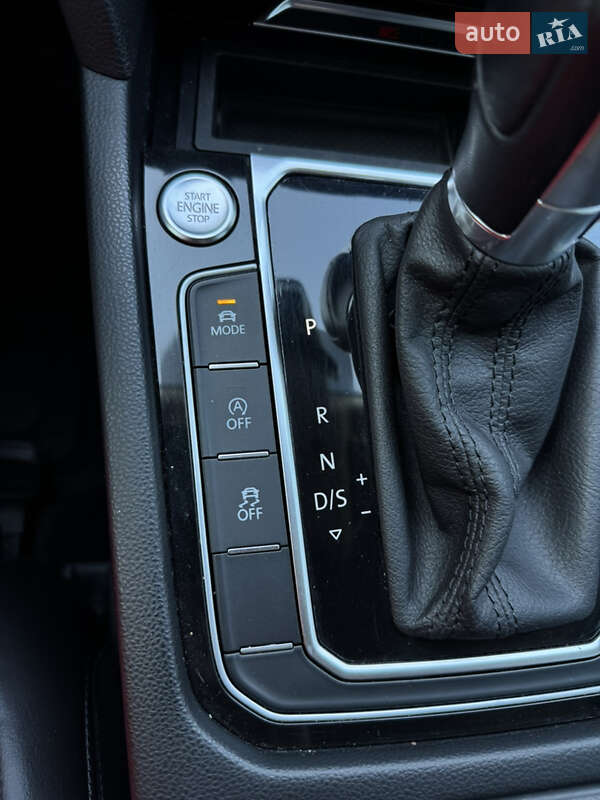 Универсал Volkswagen Passat 2017 в Почаеве