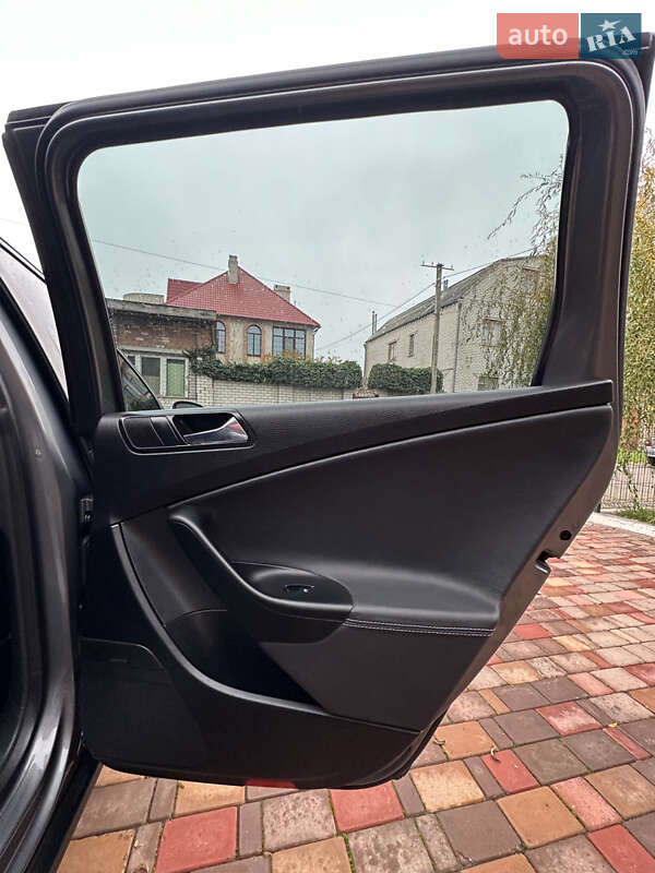 Универсал Volkswagen Passat 2005 в Херсоне фото 17 Универсал Volkswagen Passat 2005 в Херсоне