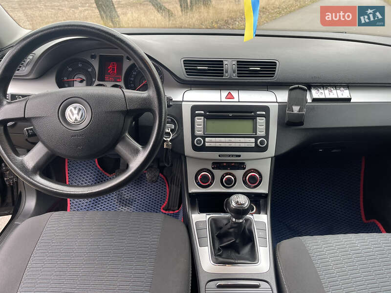 Универсал Volkswagen Passat 2007 в Мене фото 31 Универсал Volkswagen Passat 2007 в Мене