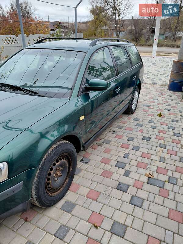 Універсал Volkswagen Passat 1999 в Великій Михайлівці