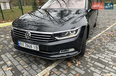 Седан Volkswagen Passat 2016 в Шепетовке