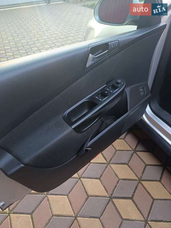 Универсал Volkswagen Passat 2008 в Корсуне-Шевченковском фото 6 Универсал Volkswagen Passat 2008 в Корсуне-Шевченковском