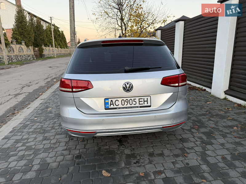 Универсал Volkswagen Passat 2016 в Луцке фото 9 Универсал Volkswagen Passat 2016 в Луцке
