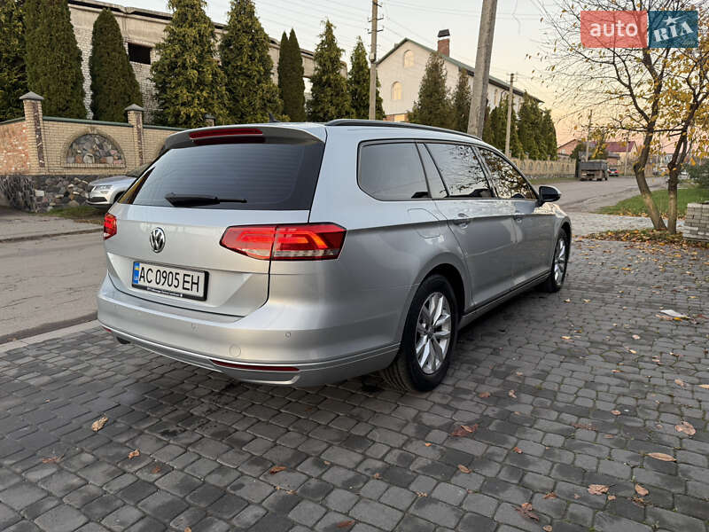 Универсал Volkswagen Passat 2016 в Луцке фото 11 Универсал Volkswagen Passat 2016 в Луцке