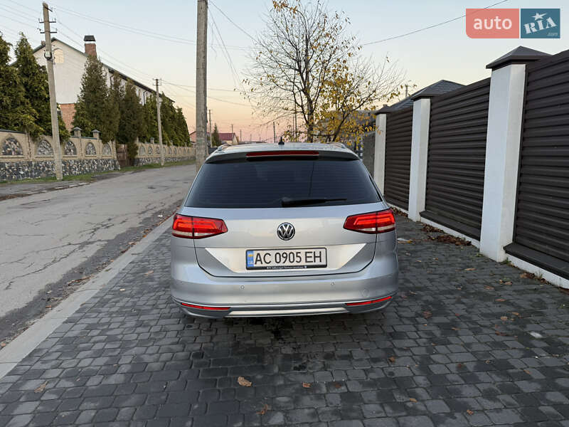 Универсал Volkswagen Passat 2016 в Луцке фото 12 Универсал Volkswagen Passat 2016 в Луцке