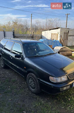 Універсал Volkswagen Passat 1996 в Харкові