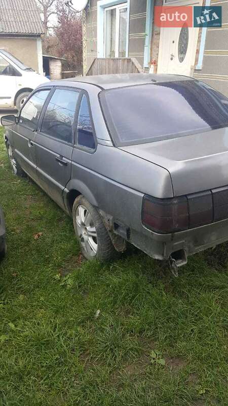 Седан Volkswagen Passat 1989 в Черновцах фото 4 Седан Volkswagen Passat 1989 в Черновцах