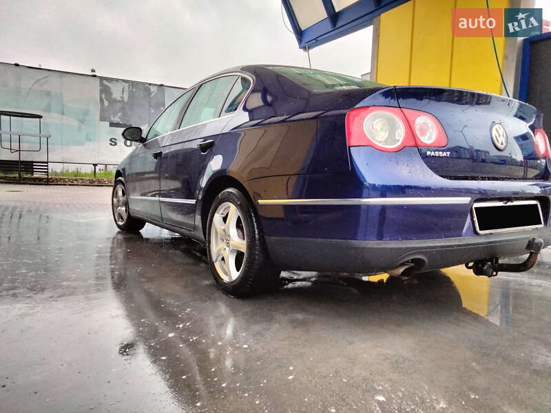 Седан Volkswagen Passat 2005 в Валках