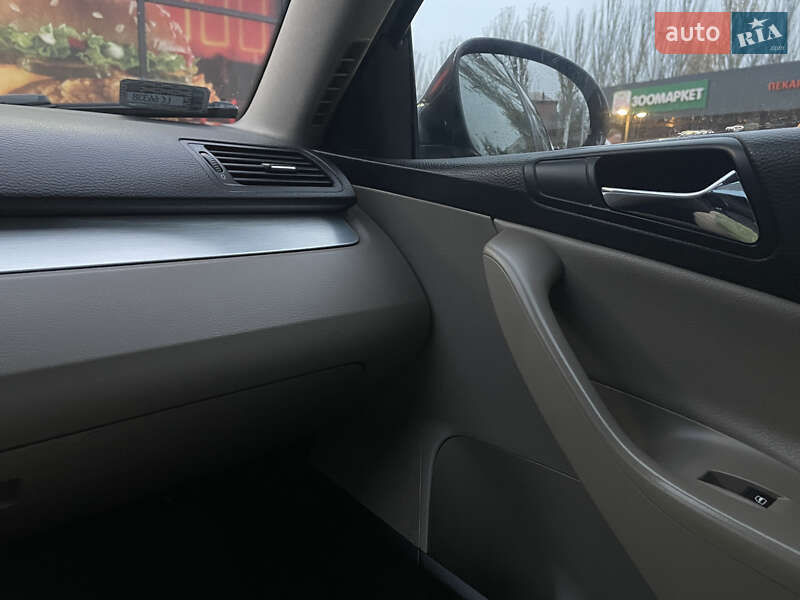 Универсал Volkswagen Passat 2007 в Кривом Роге фото 20 Универсал Volkswagen Passat 2007 в Кривом Роге