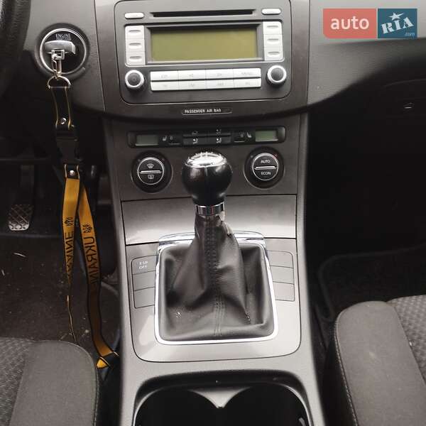 Универсал Volkswagen Passat 2007 в Виньковцах фото 47 Универсал Volkswagen Passat 2007 в Виньковцах