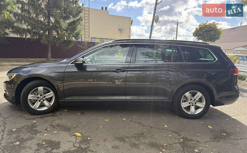 Универсал Volkswagen Passat 2019 в Броварах фото 10 Универсал Volkswagen Passat 2019 в Броварах