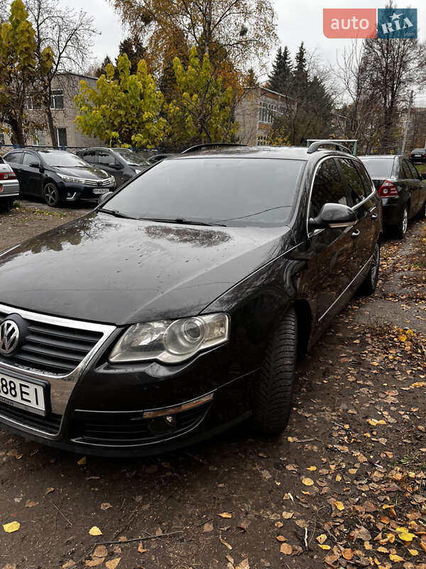 Універсал Volkswagen Passat 2005 в Сумах