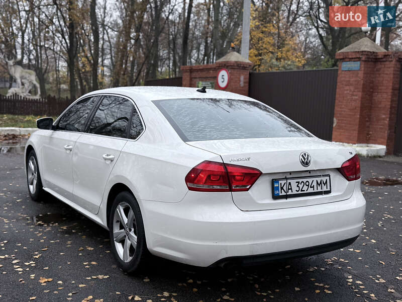 Седан Volkswagen Passat 2015 в Киеве