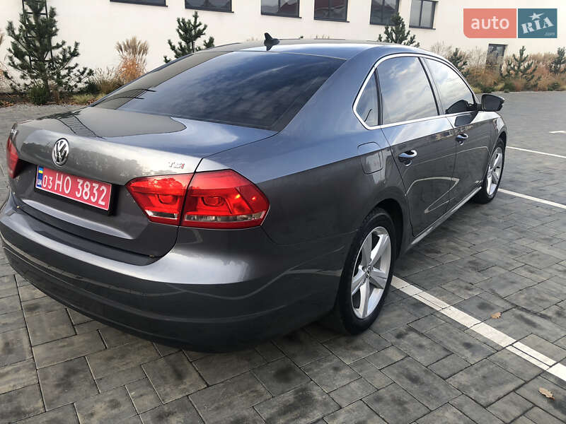 Седан Volkswagen Passat 2015 в Луцке