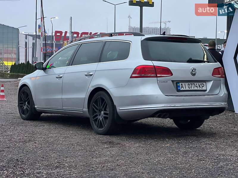 Универсал Volkswagen Passat 2014 в Киеве