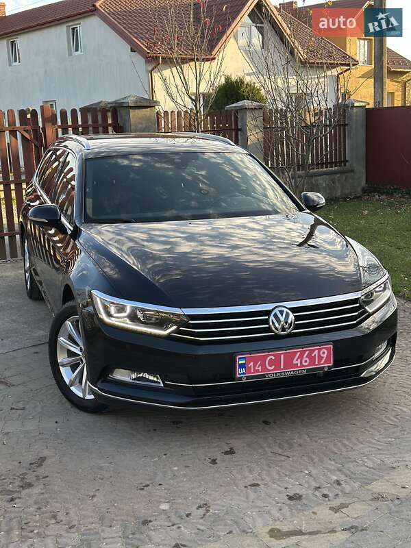 Универсал Volkswagen Passat 2019 в Стрые