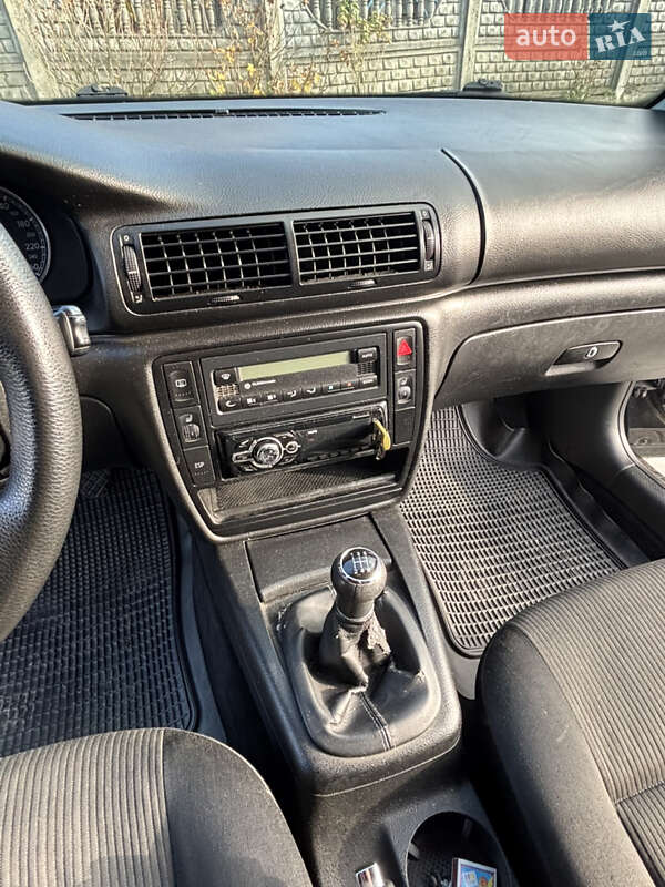 Седан Volkswagen Passat 2003 в Львове фото 14 Седан Volkswagen Passat 2003 в Львове
