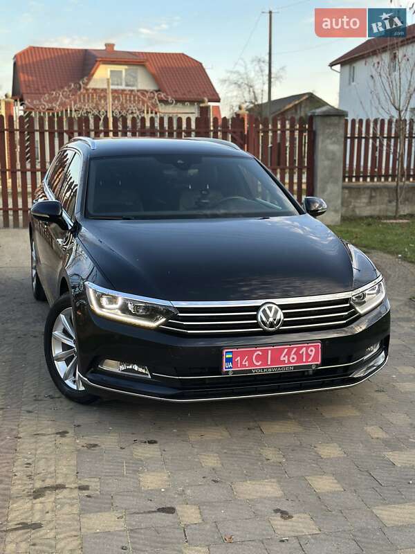 Универсал Volkswagen Passat 2019 в Стрые