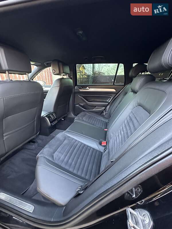 Универсал Volkswagen Passat 2019 в Стрые