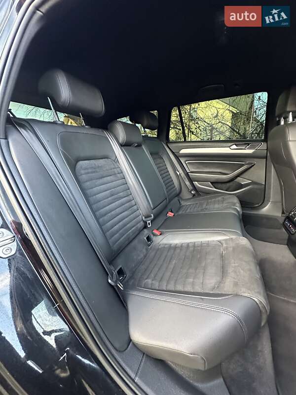 Универсал Volkswagen Passat 2019 в Стрые