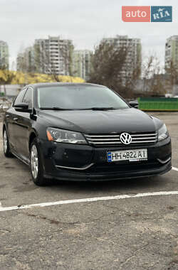 Седан Volkswagen Passat 2012 в Харькове