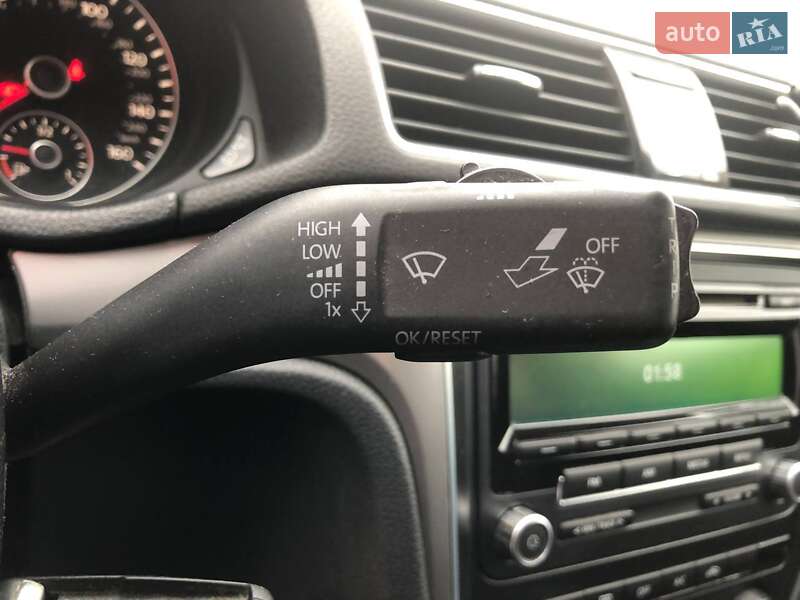 Седан Volkswagen Passat 2012 в Киеве