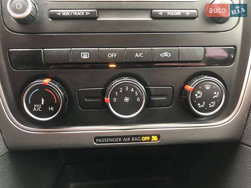 Седан Volkswagen Passat 2012 в Киеве