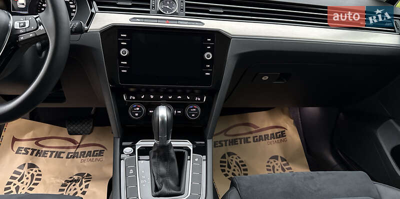 Универсал Volkswagen Passat 2018 в Луцке фото 26 Универсал Volkswagen Passat 2018 в Луцке